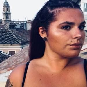 Meet your Posher, Skylar